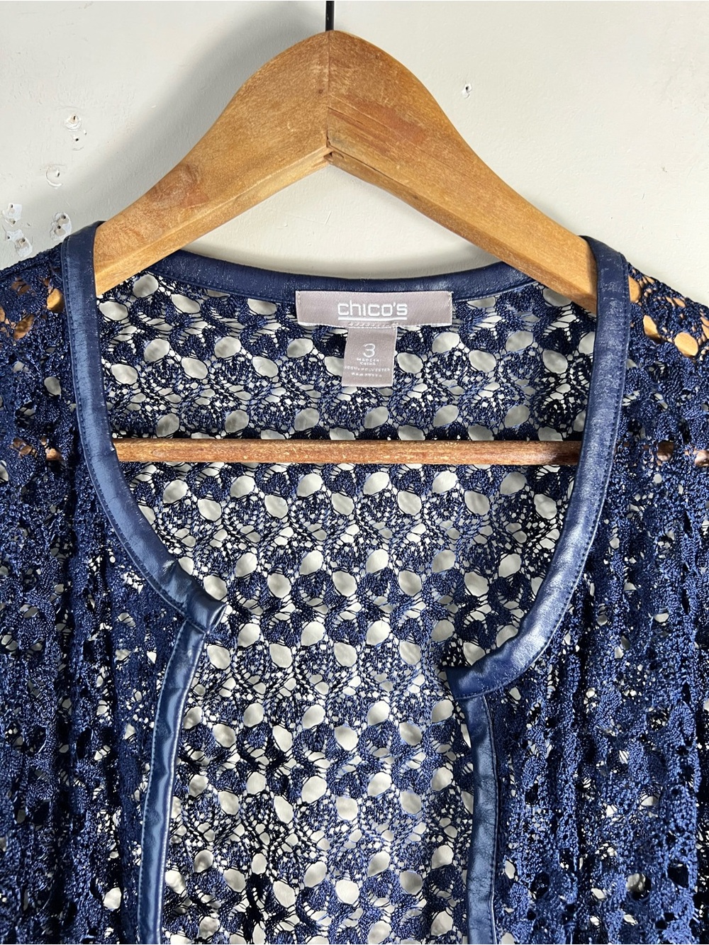 Chico's Navy Crochet Faux Leather Trim Long Sleeve Open Front Cardigan Size XL - Picture 5 of 8
